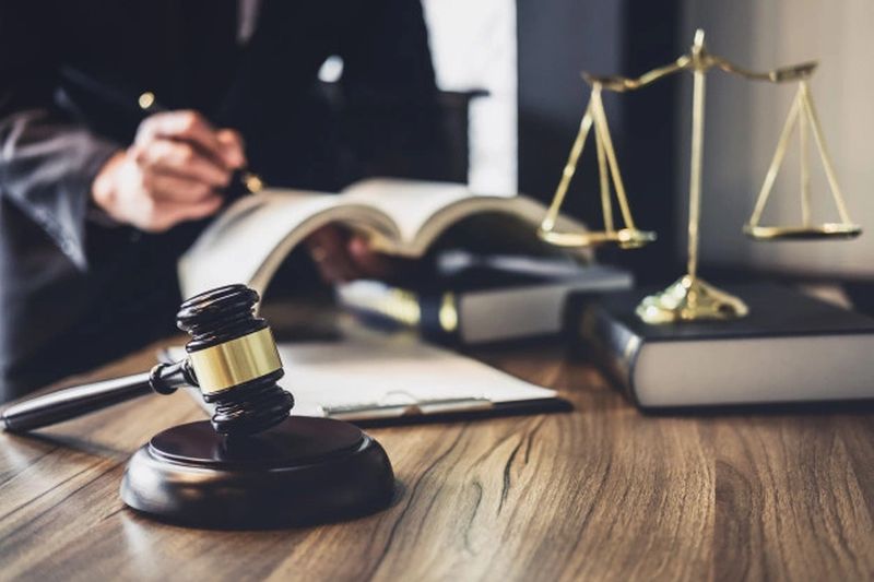 Kepentingan Hukum Dalam Bernegara Yang Adil & Sejahtera
