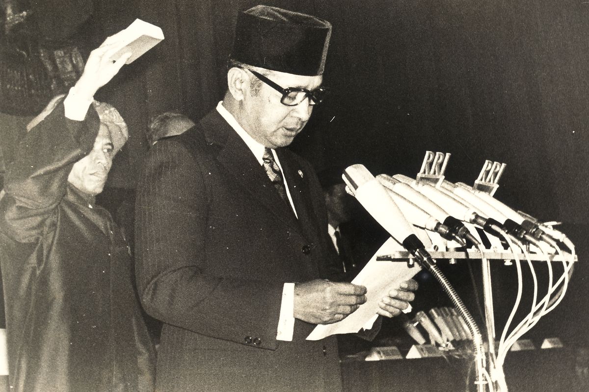 Masa Orde Lama dan Orde Baru Munculnya Hirarki Peraturan